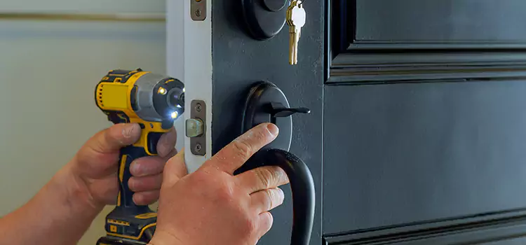 Commercial Door Lock Installation Selma